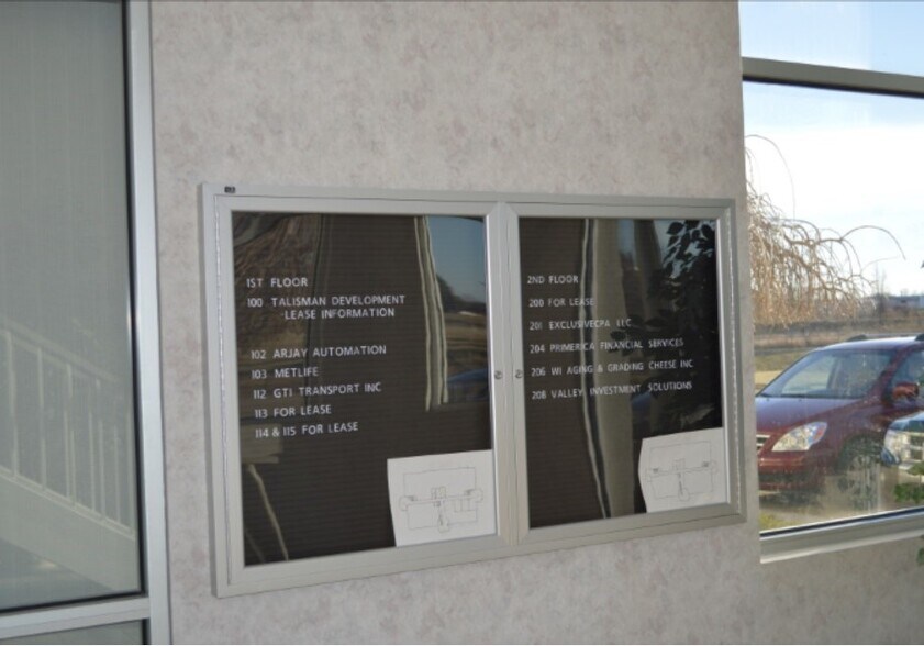 More Photos Of 3051 Progress Way, Kaukauna Medical For Lease