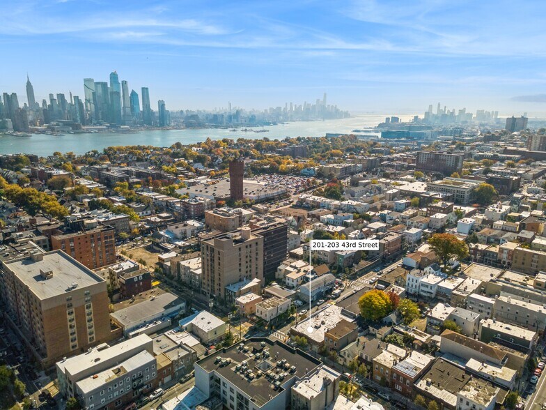 More Photos Of 201-203 43rd St, Union City Warehouse For Sale