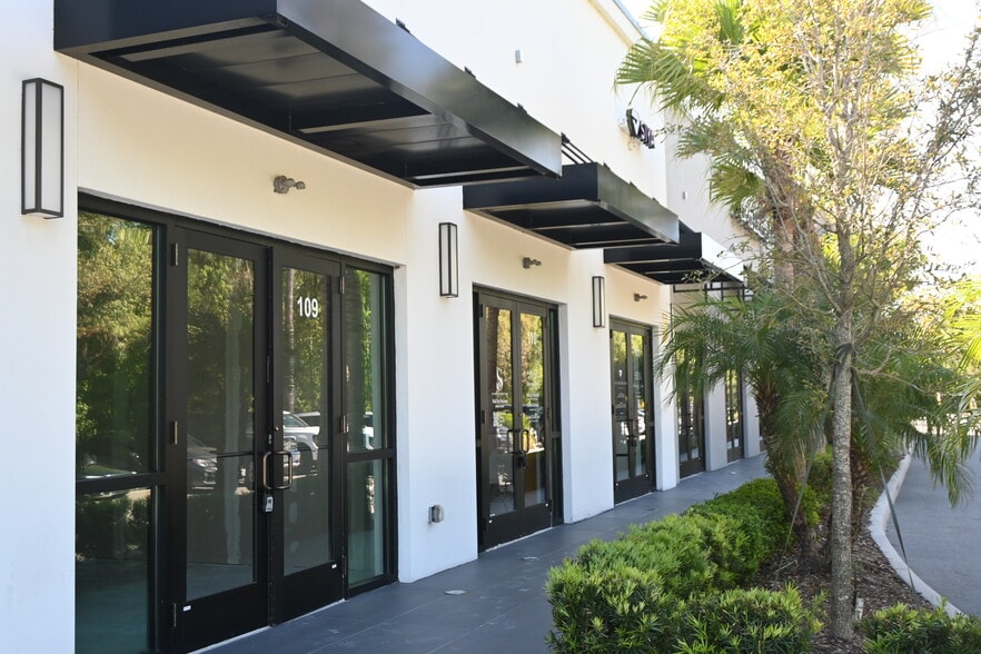 More Photos Of 3370 Rouse Rd, Orlando Storefront For Sale