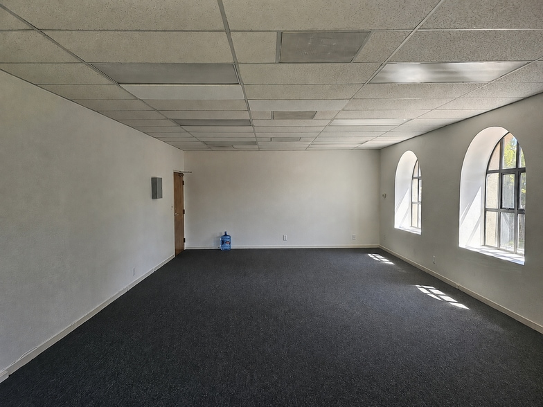 More Photos Of 215-227 S B St, San Mateo Storefront Retail Office For Lease