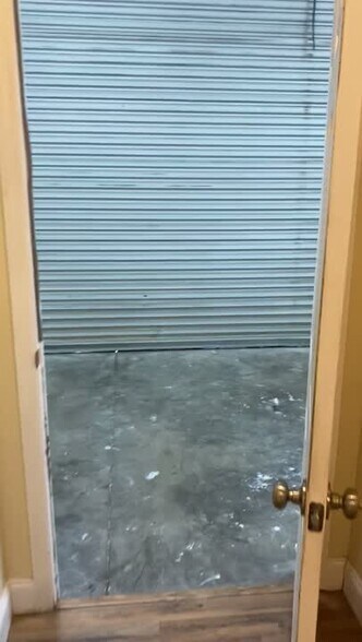 More Photos Of 9621-9647 Palm River Rd, Tampa Unknown For Lease