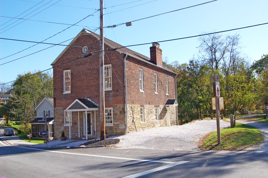 More Photos Of 1901 Monkton Rd, Monkton Storefront Retail Office For Sale