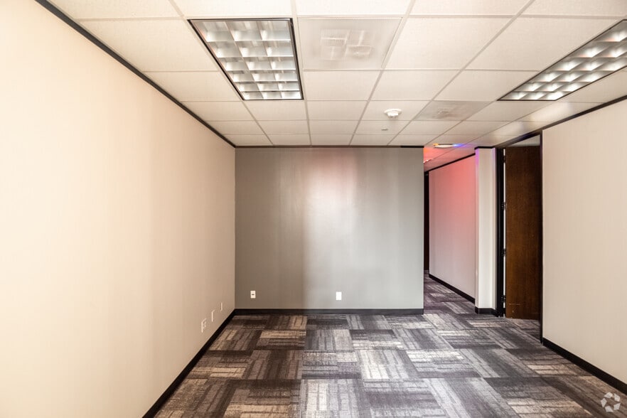 More Photos Of 550 Bailey Ave, Fort Worth Office For Lease