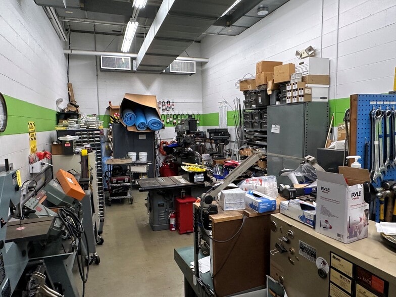 More Photos Of 7770 Division Dr, Mentor Manufacturing For Sale