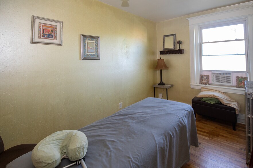 More Photos Of , Boulder General Retail For Sale