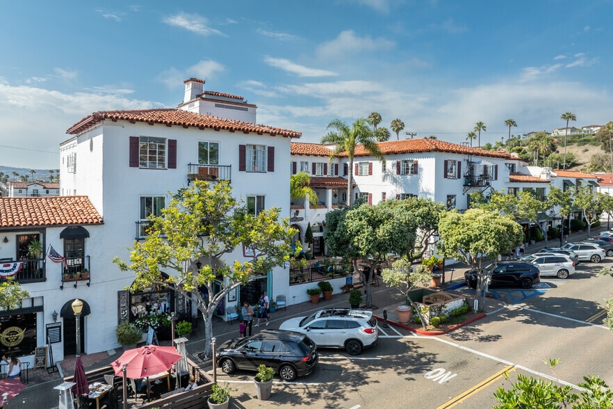 Primary Photo Of 114 Avenida del Mar, San Clemente Apartments For Lease