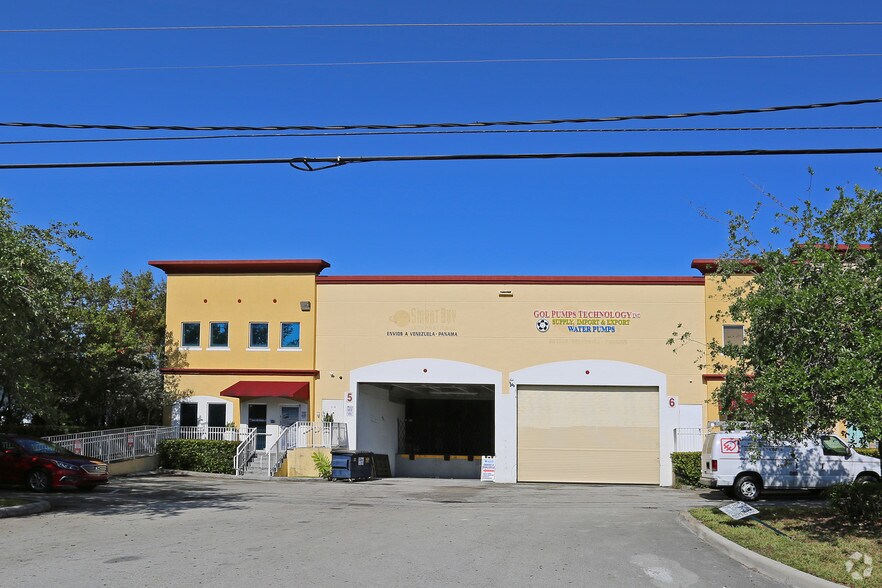 More Photos Of 3750 NW 114th Ave, Miami Warehouse For Lease