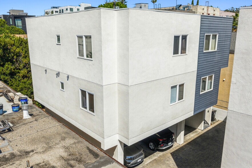 More Photos Of 635 N Harvard Blvd, Los Angeles Apartments For Sale