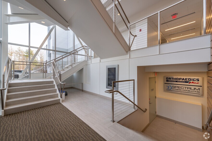 More Photos Of 54 Middlesex Tpke, Bedford Office For Lease