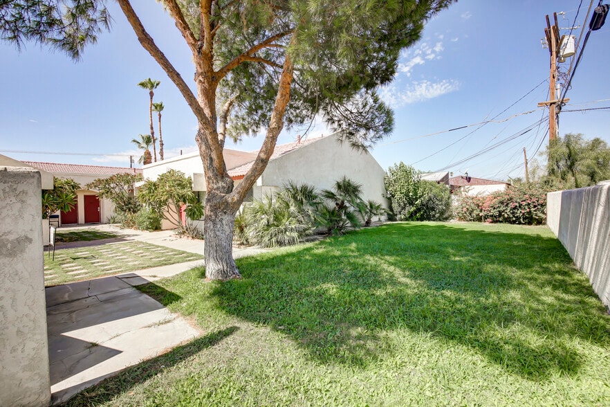 More Photos Of 43965 Towne St, Indio Apartments For Sale