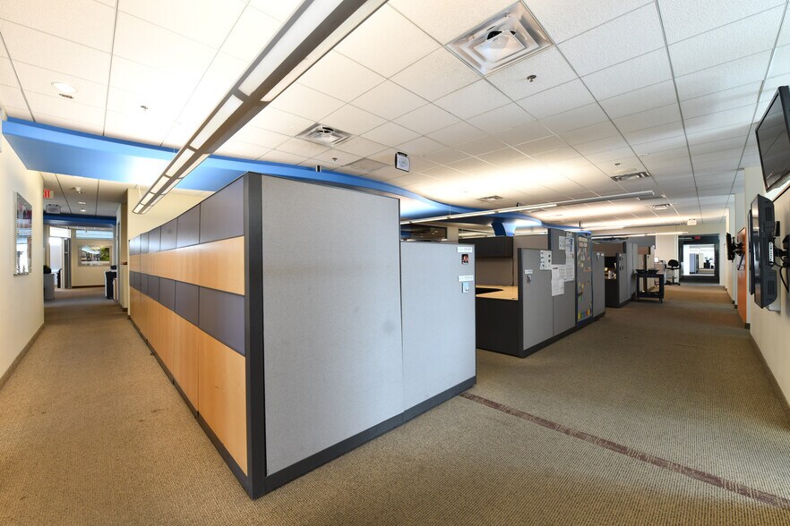 More Photos Of 1048 N 44th St, Phoenix Office For Lease