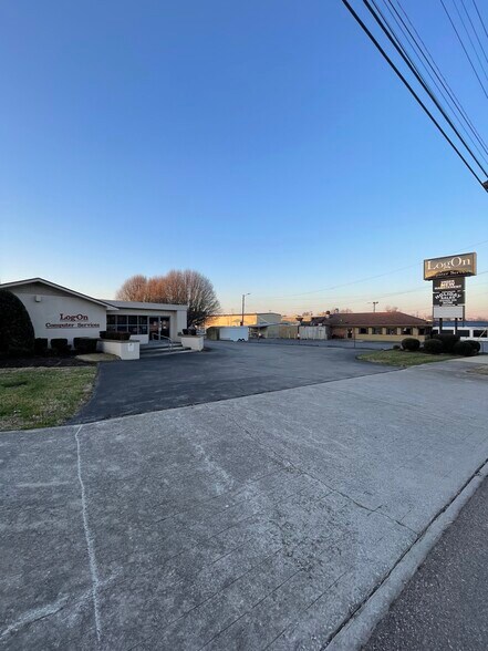 Primary Photo Of 1611 W Andrew Johnson Hwy, Morristown Medical For Lease