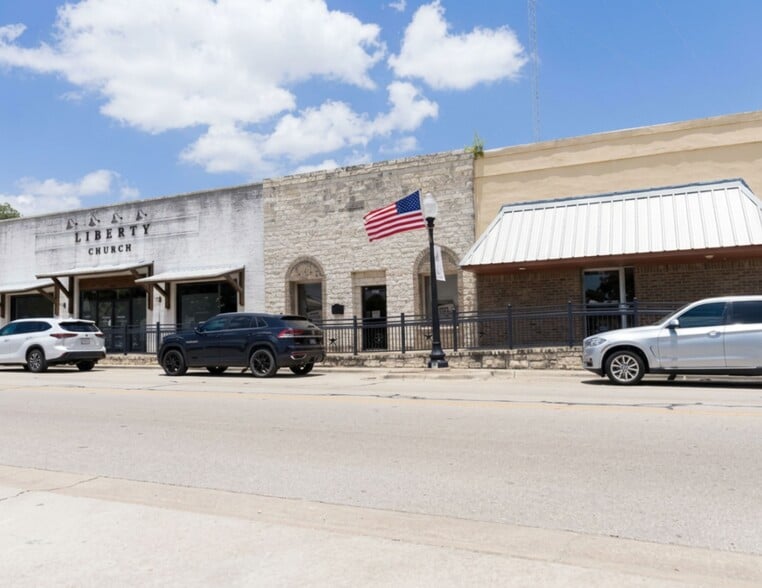 Primary Photo Of 306 E Central Ave, Belton Storefront Retail Office For Sale