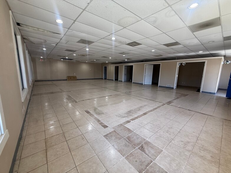 More Photos Of 3125 McHenry Ave, Modesto Freestanding For Lease