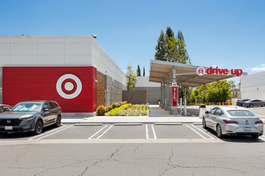 More Photos Of 17474-17580 Yorba Linda Blvd, Yorba Linda Unknown For Lease