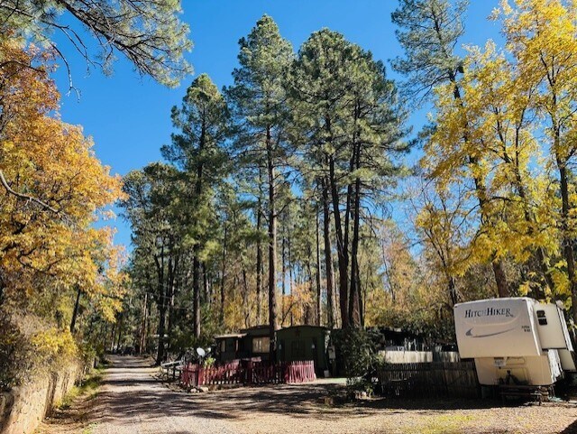 More Photos Of 1065 E Christopher Creek Loop, Payson Trailer Camper Park For Sale