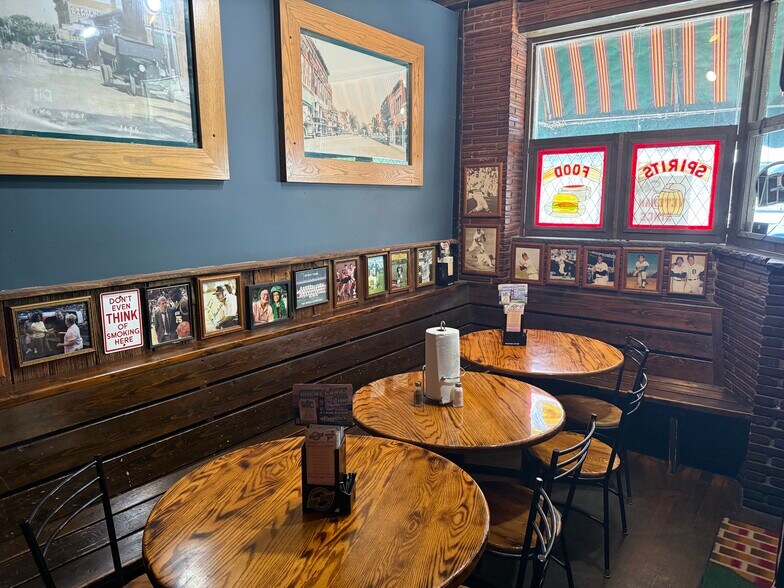 More Photos Of 111 E Main St, Flushing Bar For Sale