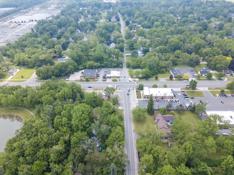 More Photos Of 21090 Goddard Rd, Taylor General Retail For Sale