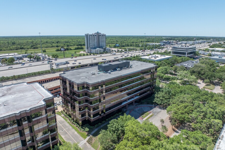 More Photos Of 16290 Katy Fwy, Houston Office For Sale