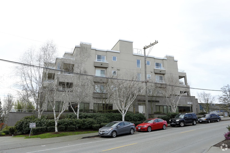 More Photos Of 3300 Meridian Ave N, Seattle Office Residential For Lease