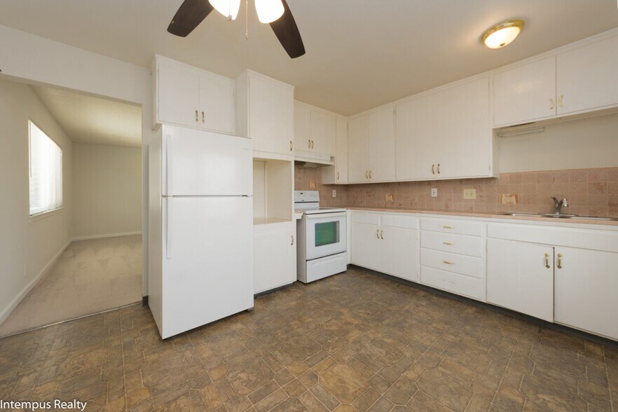 More Photos Of 780 Deland Ave, San Jose Apartments For Sale