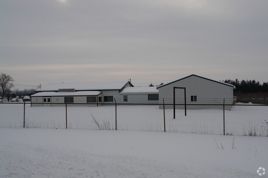 More Photos Of 5684 E Broadway Rd, Mount Pleasant Auto Salvage Facility For Sale