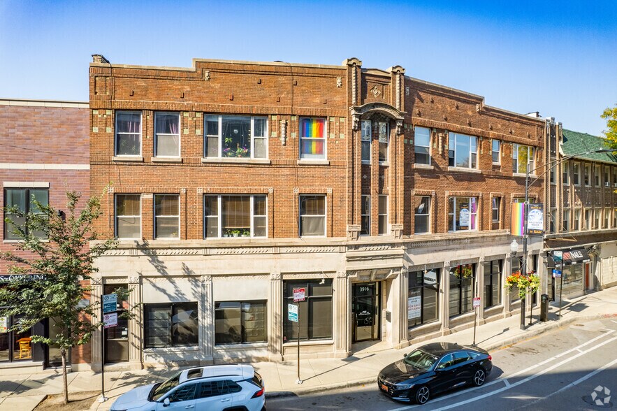 Primary Photo Of 3916 N Broadway St, Chicago Storefront Retail Office For Sale
