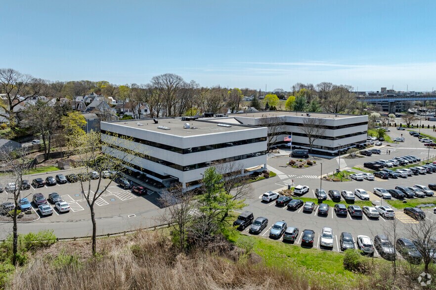 More Photos Of 148 East Ave, Norwalk Medical For Sale