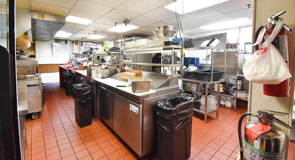 More Photos Of 1518 K St NW, Washington Loft Creative Space For Sale