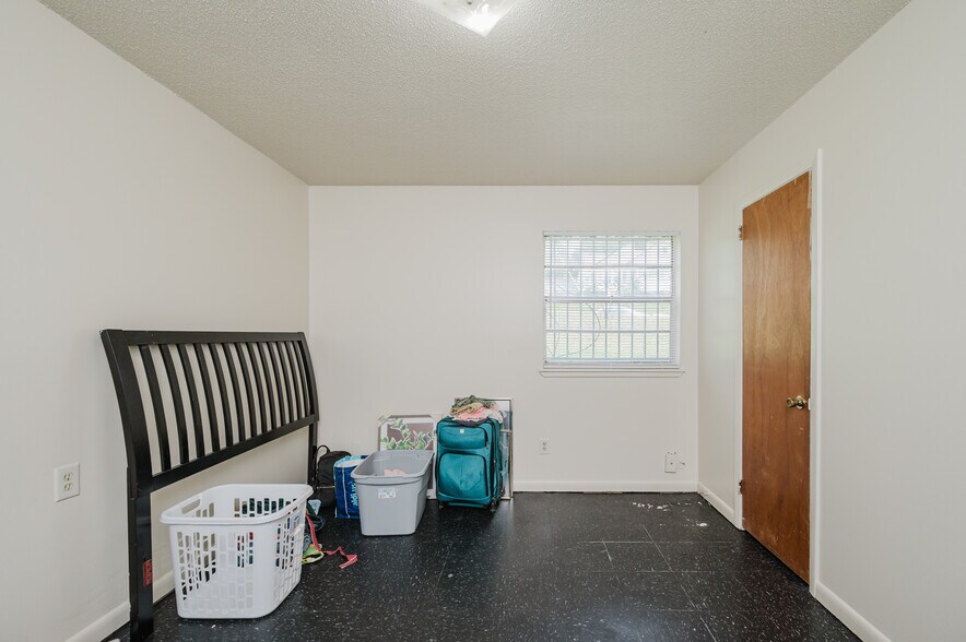 More Photos Of , Birmingham Multifamily For Sale