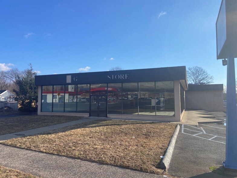 More Photos Of 2369 Dixwell Ave, Hamden Freestanding For Lease