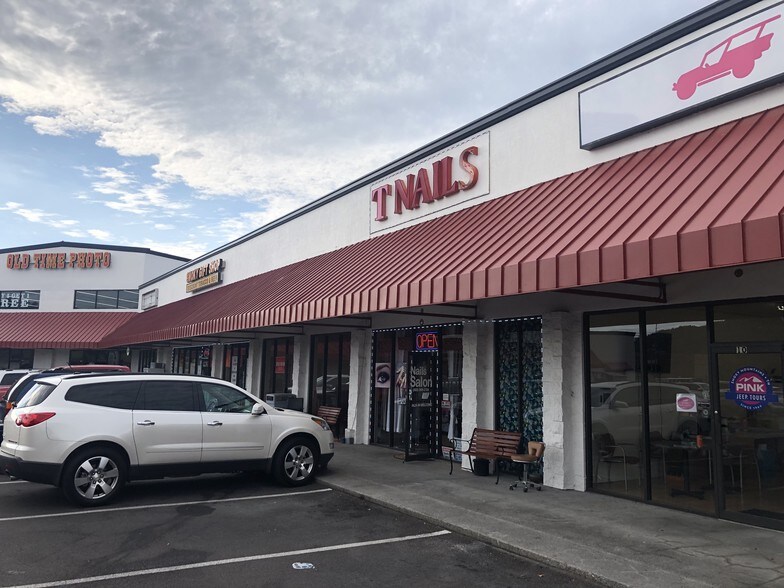 Primary Photo Of 3152 Parkway, Pigeon Forge Unknown For Lease