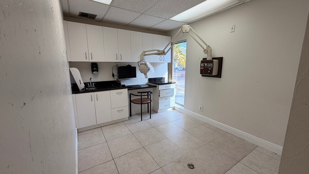 More Photos Of 2331 N State Road 7, Lauderhill Office For Sale