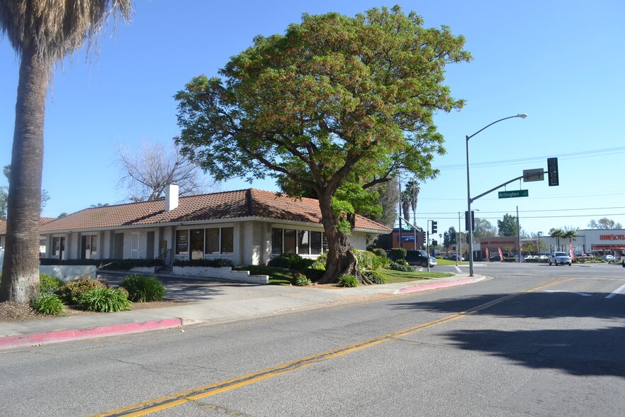 More Photos Of 5033 Arlington Ave, Riverside Office For Sale