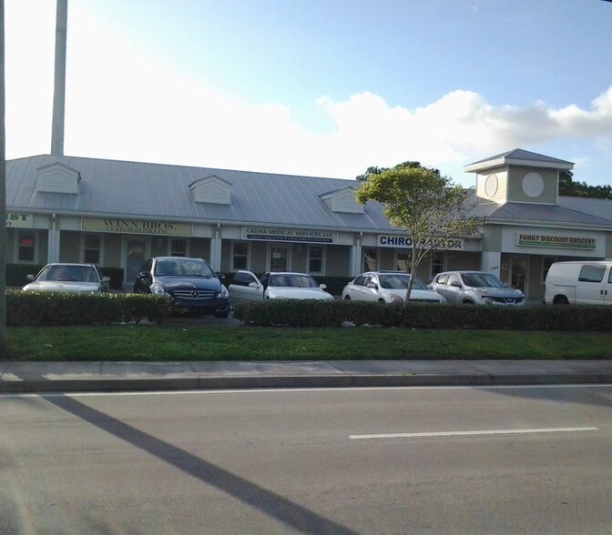 More Photos Of 1352-1368 SW Bayshore Blvd, Port Saint Lucie Unknown For Lease