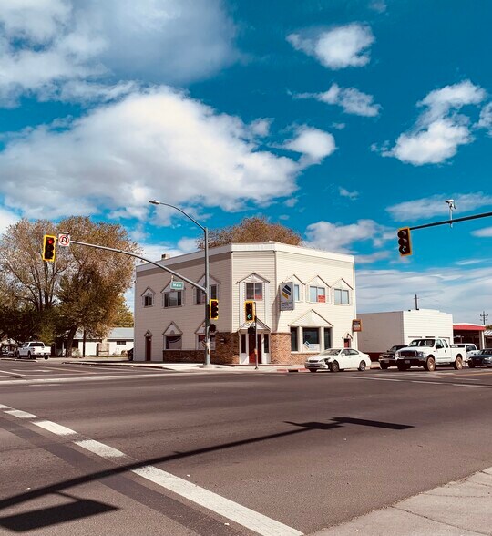 More Photos Of 2301 Main St, Susanville Storefront Retail Office For Sale