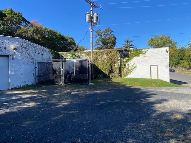 More Photos Of 145-153 S William St, Newburgh General Retail For Sale