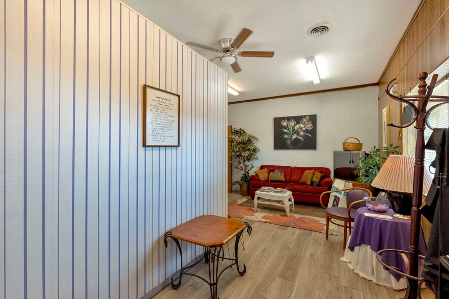 More Photos Of 333 Sullivan St, Kingsport Storefront For Sale