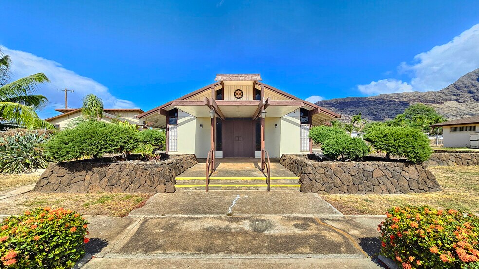 Primary Photo Of 85-762 Old Government Rd, Waianae Religious Facility For Sale