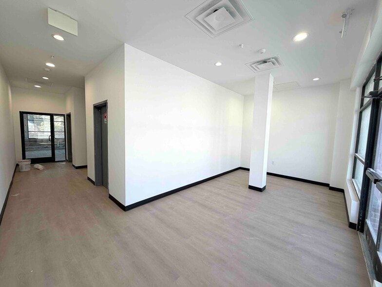 More Photos Of 11005 Preston Road, Frisco Medical For Sale