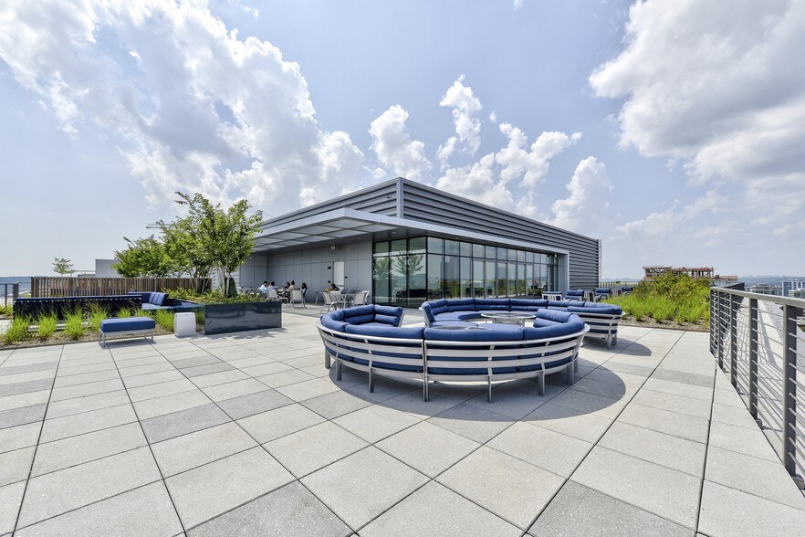 More Photos Of 99 M St SE, Washington Office For Lease