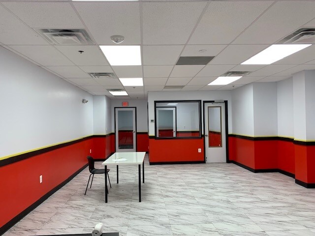 More Photos Of 12800 Middlebrook Rd, Germantown Office For Sale