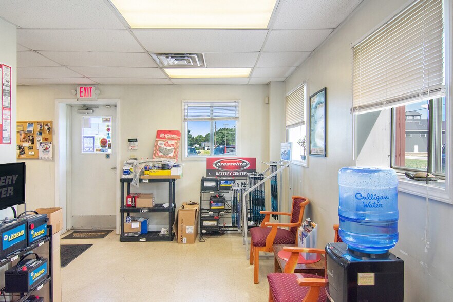 More Photos Of 650 S Plasterbed Rd, Port Clinton Auto Repair For Sale