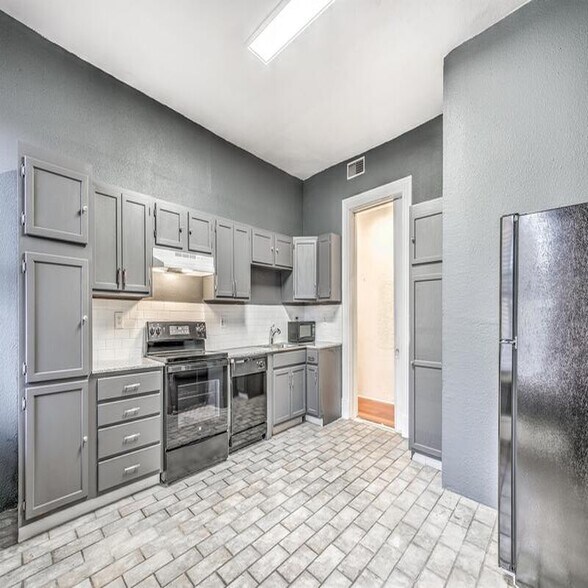 More Photos Of 3616 Russell Blvd, Saint Louis Apartments For Sale