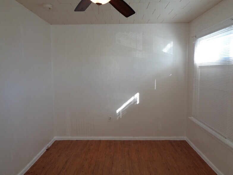 More Photos Of 1801 Goodman Ave, Cincinnati Apartments For Sale