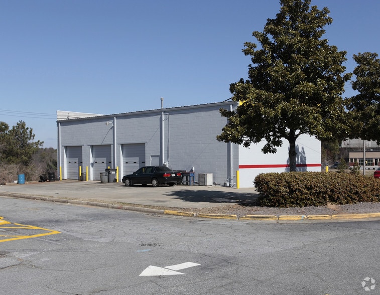 More Photos Of 3240 S Cobb Dr, Smyrna Unknown For Sale