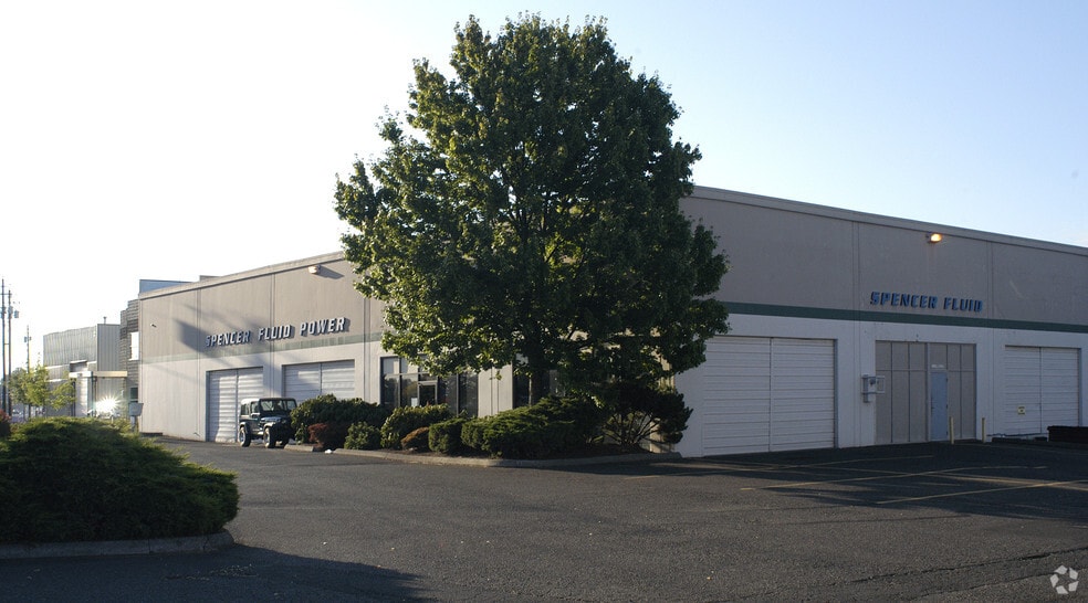 More Photos Of 2230-2250 NE Columbia Blvd, Portland Warehouse For Lease