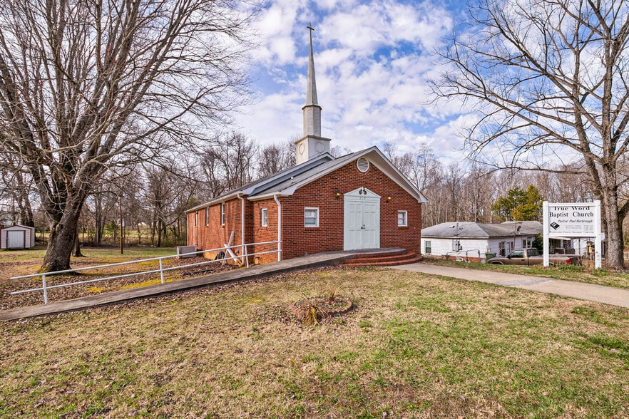 More Photos Of 219 Jackson Ave, Lexington Religious Facility For Sale