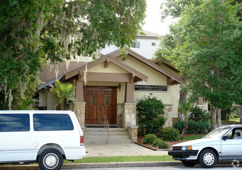 More Photos Of 205 Magnolia St, New Smyrna Beach Office For Lease