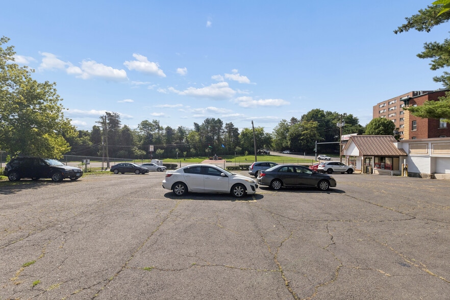 More Photos Of 250 North St and 950 Stanley St, New Britain Apartments For Sale